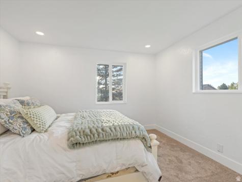 1092 N 500 E Centerville UT 84014