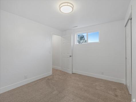 1092 N 500 E Centerville UT 84014
