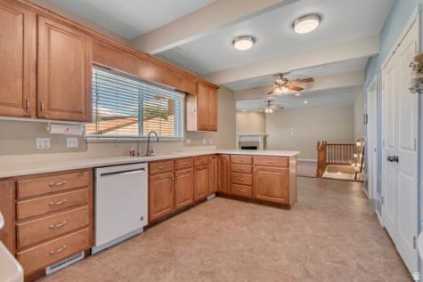 157 E 4380 N Provo UT 84604
