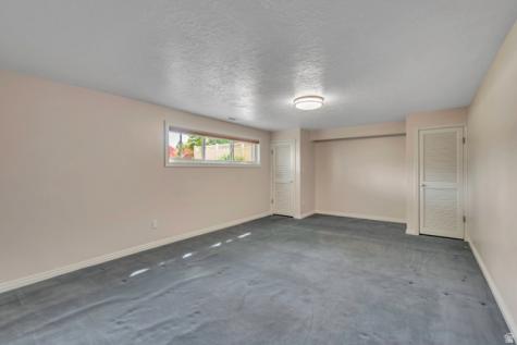 157 E 4380 N Provo UT 84604