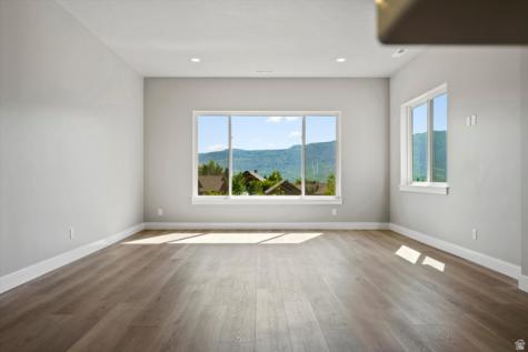 5713 E Elkhorn Drive Eden UT 84310