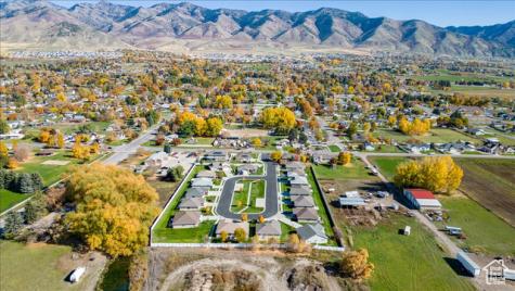 275 W 60 S Hyde Park UT 84318