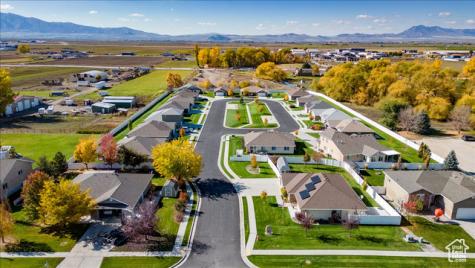 275 W 60 S Hyde Park UT 84318