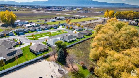 275 W 60 S Hyde Park UT 84318
