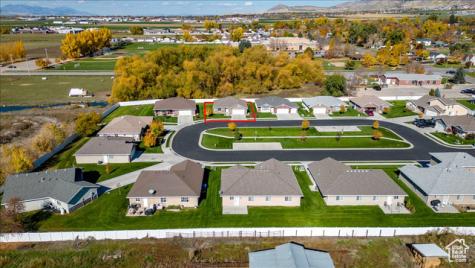 275 W 60 S Hyde Park UT 84318
