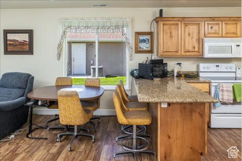 275 W 60 S Hyde Park UT 84318