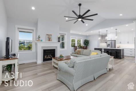 1302 E Sunset Court Ogden UT 84403