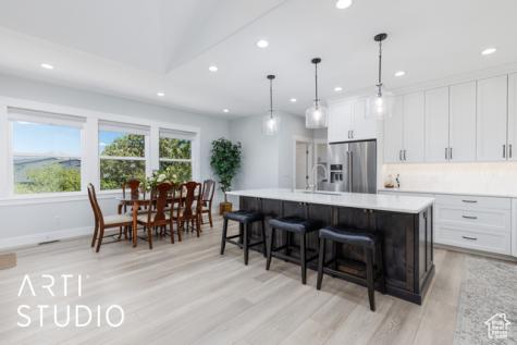 1302 E Sunset Court Ogden UT 84403