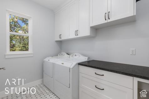 1302 E Sunset Court Ogden UT 84403