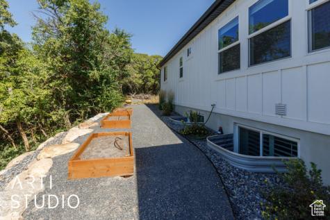 1302 E Sunset Court Ogden UT 84403