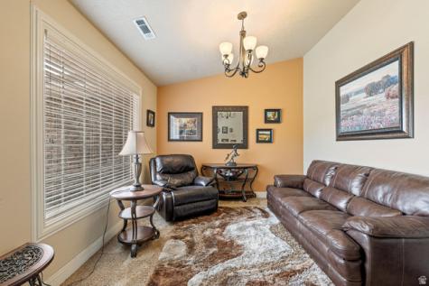 970 S 660 E St. George UT 84790