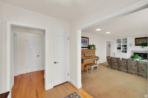 574 N 400 E Centerville UT 84014