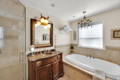 574 N 400 E Centerville UT 84014