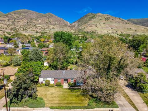 574 N 400 E Centerville UT 84014