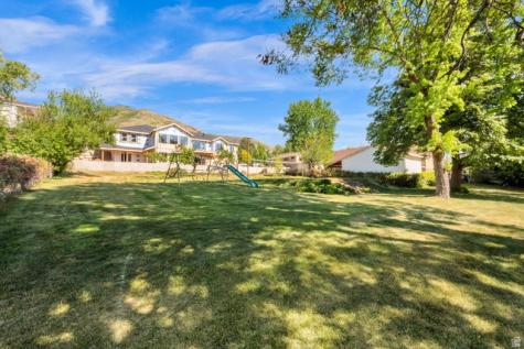 574 N 400 E Centerville UT 84014