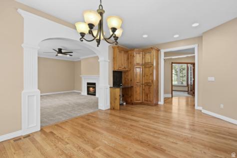 894 E 700 S Springville UT 84663