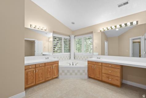 894 E 700 S Springville UT 84663
