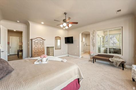 2267 E Knolls Drive St. George UT 84790