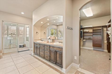 2267 E Knolls Drive St. George UT 84790