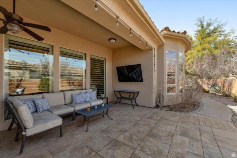 2267 E Knolls Drive St. George UT 84790