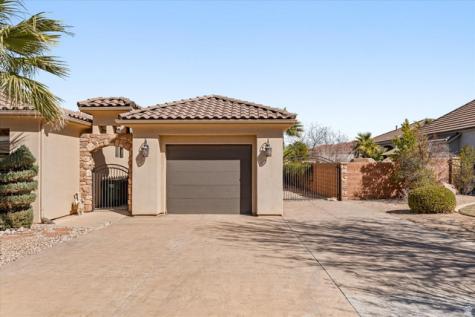 2267 E Knolls Drive St. George UT 84790