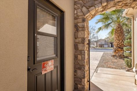2267 E Knolls Drive St. George UT 84790