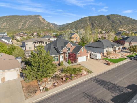2356 N 950 E Cedar City UT 84721