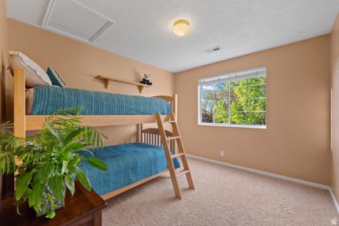 2247 E Willow Hills Drive Sandy UT 84093