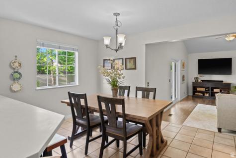 2247 E Willow Hills Drive Sandy UT 84093