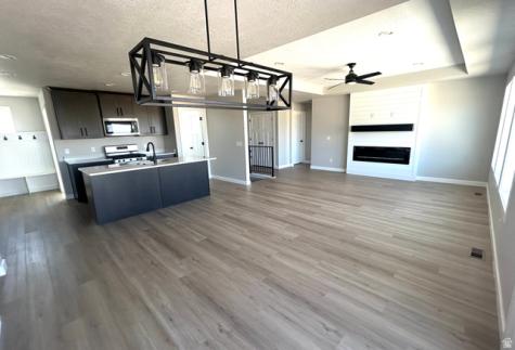 1159 Oakridge N Centerville UT 84014