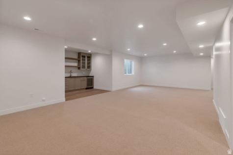 1082 E 110 S Pleasant Grove UT 84062