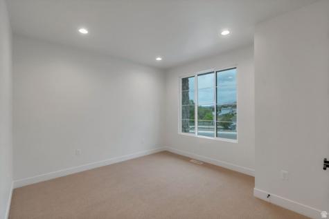 1082 E 110 S Pleasant Grove UT 84062