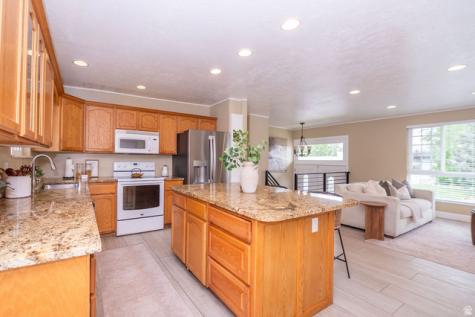 6123 S Rodeo Lane Salt Lake City UT 84121