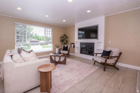 6123 S Rodeo Lane Salt Lake City UT 84121