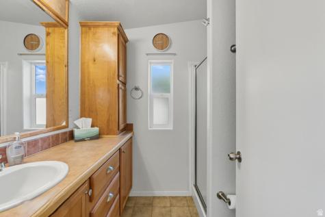 180 N 1100 E Washington UT 84780