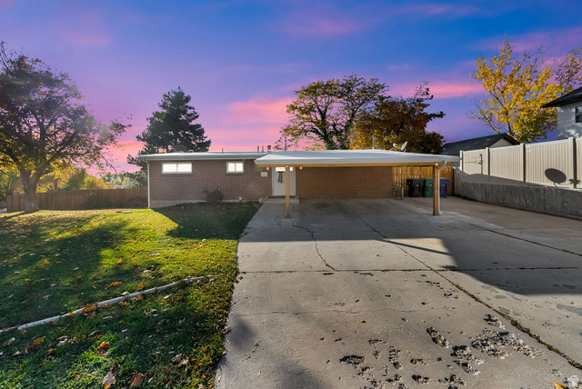 4428 S 3065 E Holladay UT 84124