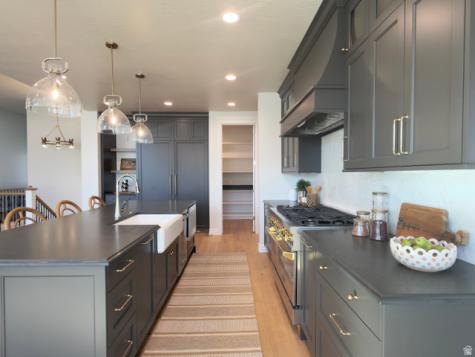 1198 E 110 S Pleasant Grove UT 84062