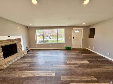 6784 S 1530 E Cottonwood Heights UT 84121