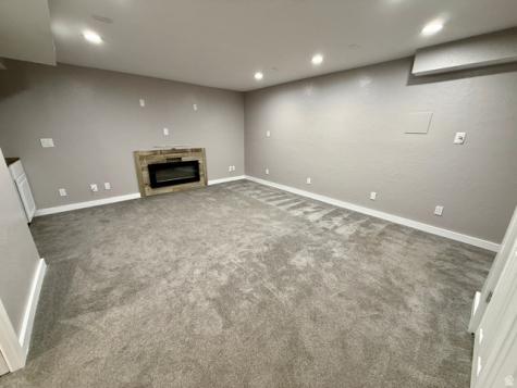 6784 S 1530 E Cottonwood Heights UT 84121