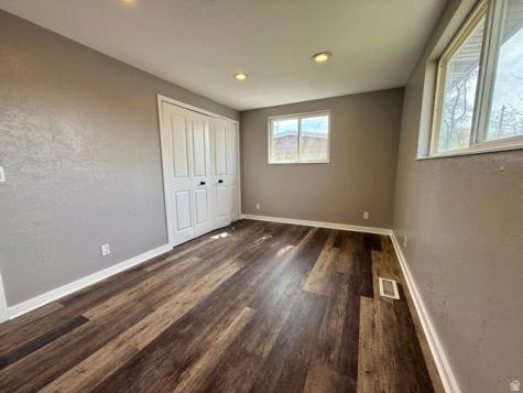 6784 S 1530 E Cottonwood Heights UT 84121