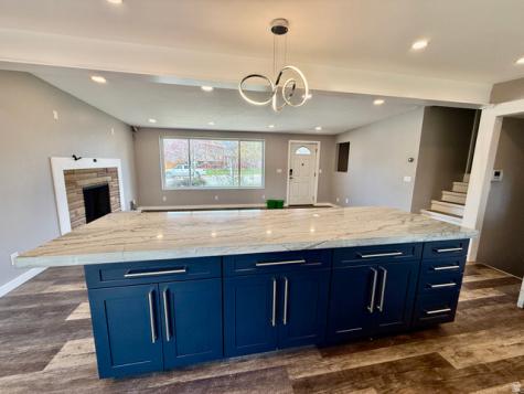 6784 S 1530 E Cottonwood Heights UT 84121