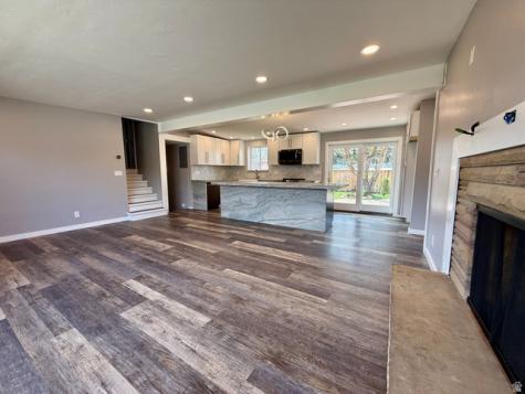 6784 S 1530 E Cottonwood Heights UT 84121