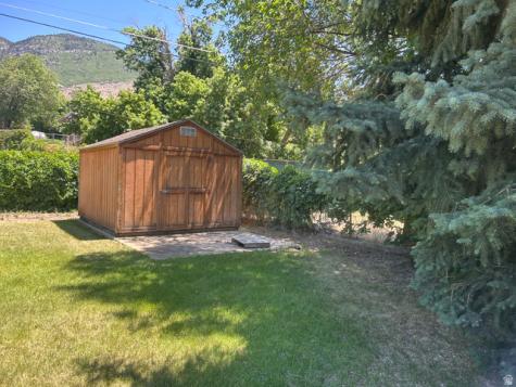 2084 Robins Avenue Ogden UT 84401