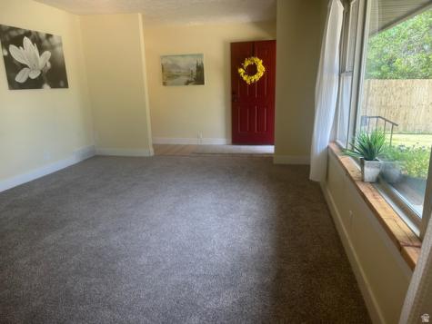 2084 Robins Avenue Ogden UT 84401