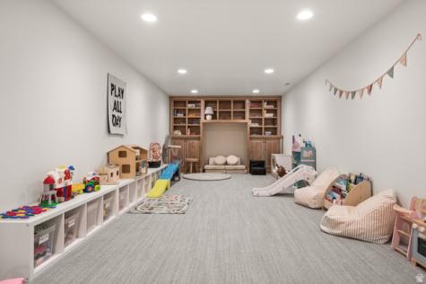 2073 E Pheasant Way S Holladay UT 84121