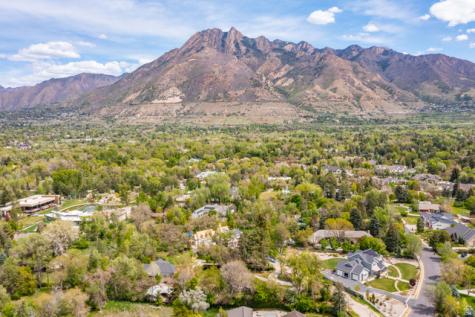 2073 E Pheasant Way S Holladay UT 84121
