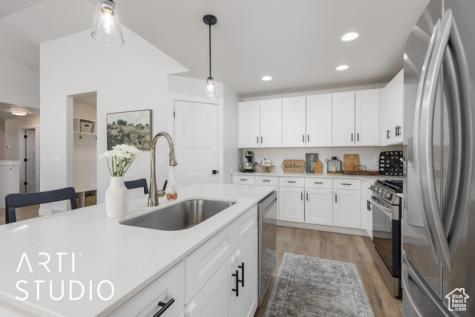 7212 S Harolds Way E South Weber UT 84405