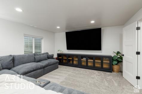 7212 S Harolds Way E South Weber UT 84405