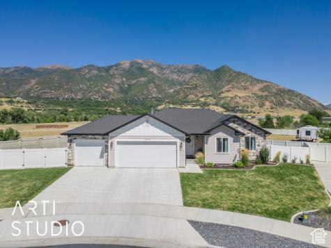 7212 S Harolds Way E South Weber UT 84405