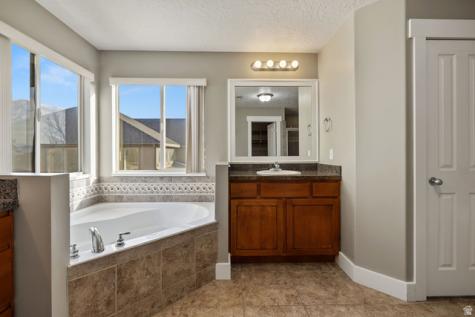 1420 E Firelight Way Sandy UT 84092